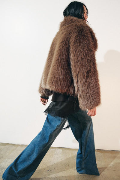 Veste à col revers en fourrure